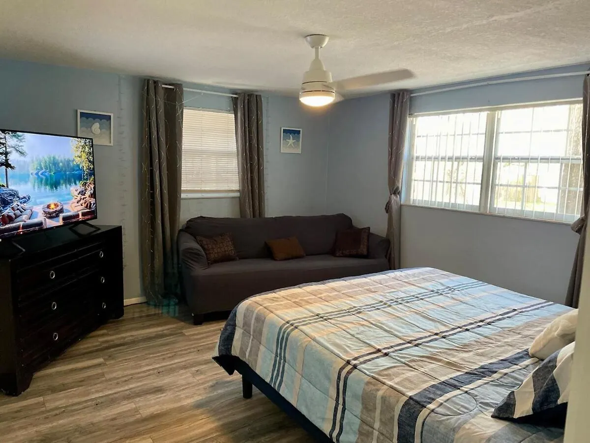 Villa Gulfside Getaway - Beaches & Downtown Bradenton United States